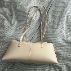 cream shoulder bag